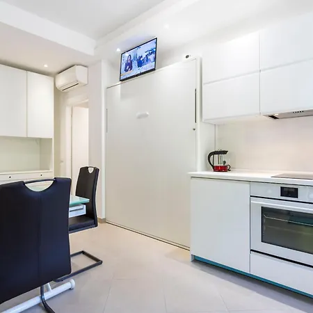 Casa Di Patrizia Apartment *
